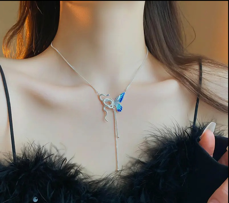 Woven Dream Butterfly Necklace